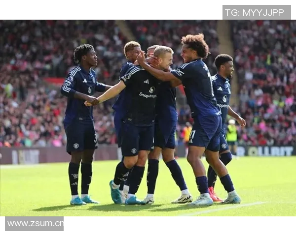 B费休息期间亲临训练基地现场观摩替补球员训练情况