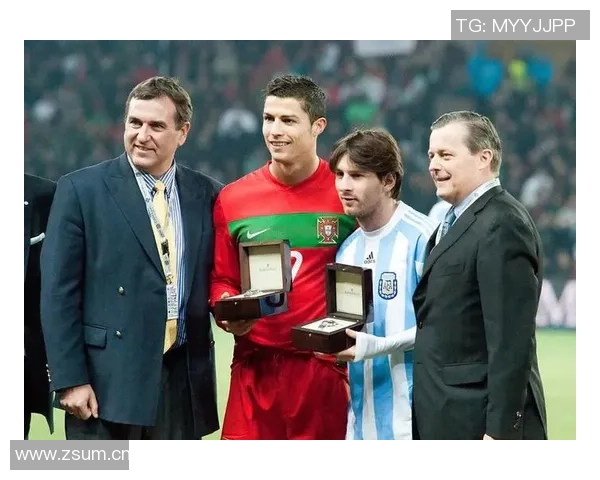 皮耶罗心目中的足球传奇代表：C罗梅西齐达内的巅峰对决