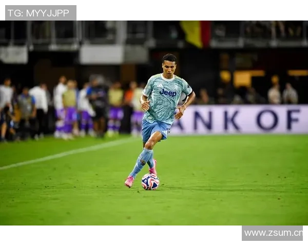 国米关注前尤文右后卫阿尔贝托科斯塔今夏有望加盟